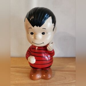 Peanuts Charlie Brown Linus Figure Ceramic 1970s Vintage Cartoon